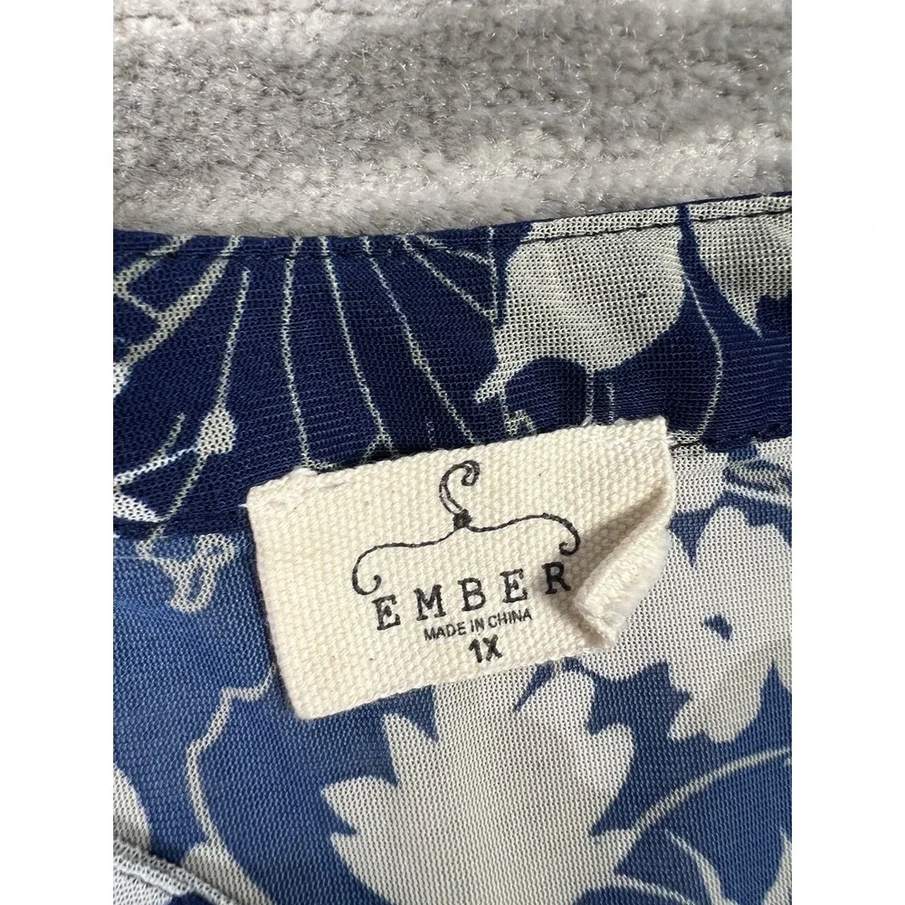 Ember‎ Top Womens 1X Blue Floral Sleeveless Sheer V-Neck Polyester - Picture 9 of 12